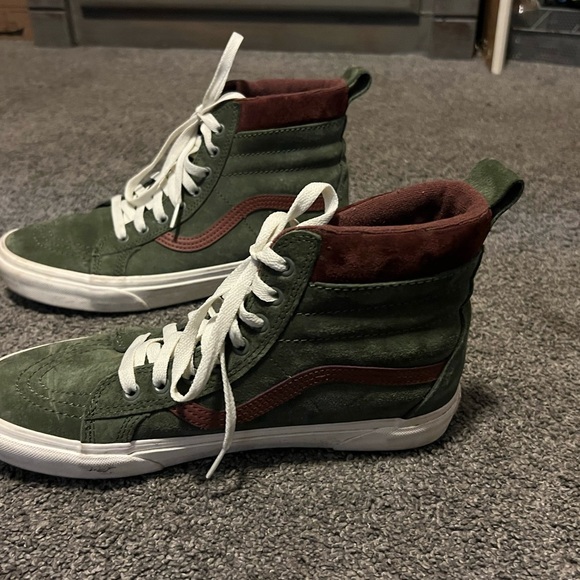 Vans Green and Brown Sneakers Classic Low-Top Style - Picture 3 of 10